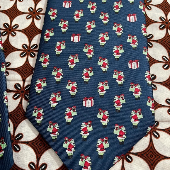 Santa Claus / Christmas Tie - Picture 2 of 6